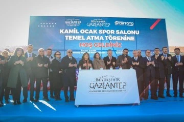  Kamil Ocak Kapalı Spor Salonu'nun temeli atıldı