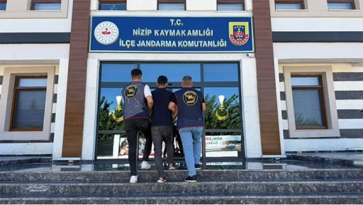 Kesinleşmiş 16 yıl cezayla aranan uyuşturucu tacirini jandarma yakaladı