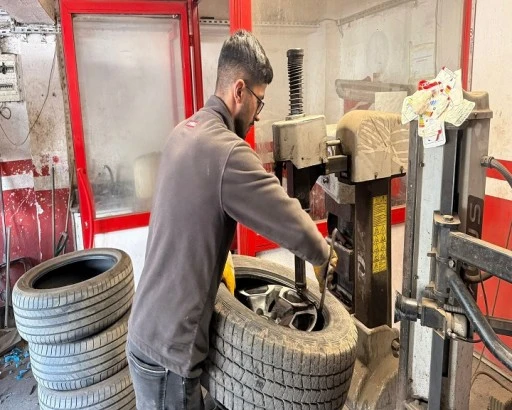 Lastik&ccedil;ilerde kış yoğunluğu