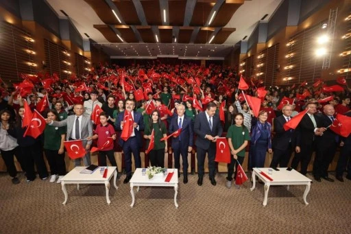 Milli Eğitim Bakanı Yusuf Tekin: "Kendi değerlerimize uygun, m&uuml;fredatımızı revize ettik"