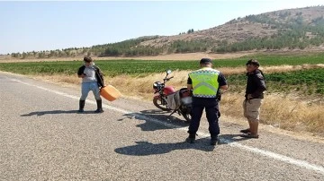 MOTOSİKLET SÜRÜCÜLERİNE JANDARMADAN ÖZEL DENETİM