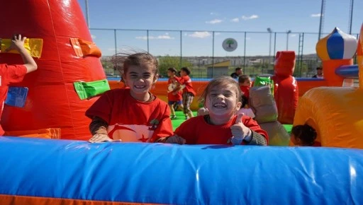 &Ccedil;OCUKLAR SPOR VE EĞLENCEYLE DOLU BİR G&Uuml;N YAŞADILAR