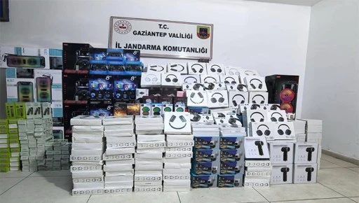 JANDARMA KA&Ccedil;AK&Ccedil;ILARA G&Ouml;Z A&Ccedil;TIRMIYOR