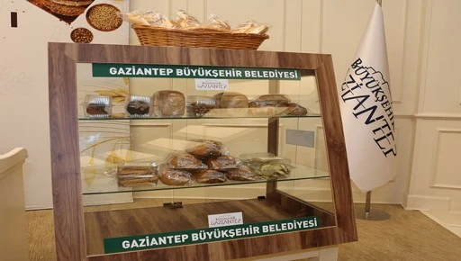 GAZİANTEP B&Uuml;Y&Uuml;KŞEHİR&rsquo;İN &Ccedil;&Ouml;LYAK HASTASI &Ouml;ĞRENCİLER İ&Ccedil;İN GL&Uuml;TENSİZ EKMEK DAĞITIMI PROJESİ LANSMANI YAPILDI