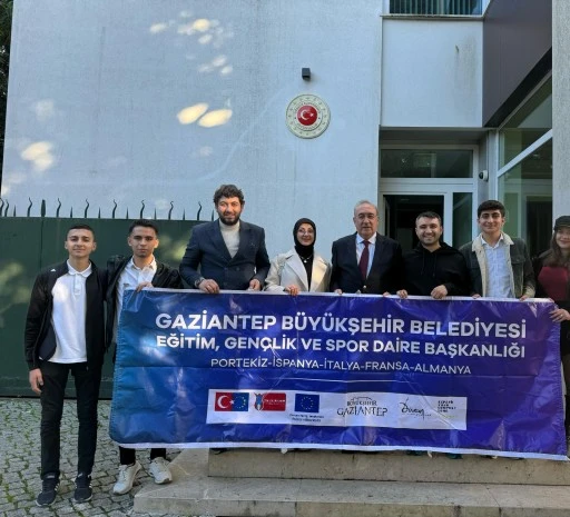 GAZİANTEP BÜYÜKŞEHİR, GENÇLERE AVRUPA GEZİSİNİN KAPISINI AÇIYOR!