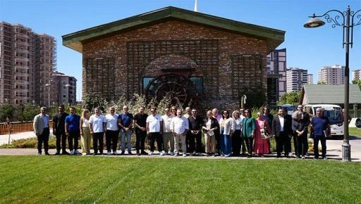 AGRO PARK BİNLERCE ZİYARET&Ccedil;İYİ AĞIRLADI
