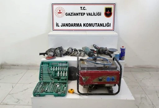 JANDARMA DEDEKTİFLERİNDEN (JASAT) HIRSIZLARIN ENSESİNDE