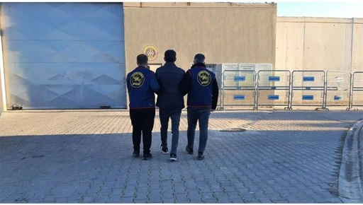 12 YIL 6 AY KESİNLEŞMİŞ HAPİS CEZASIYLA ARANAN ŞAHIS JASAT&rsquo;TAN KA&Ccedil;AMADI