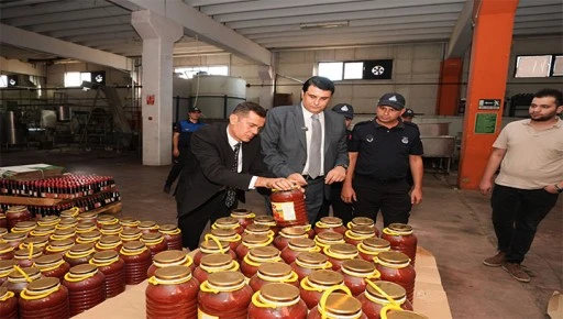 BAŞKAN YILMAZ&rsquo;DAN GIDA G&Uuml;VENLİĞİ OPERASYONU