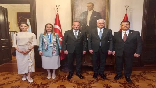 EĞİTİMDE YAPAY ZEK&Acirc; KULLANIMI, G&Uuml;NEYDOĞU AVRUPA İ&Ccedil;İN ORTAK BİR POLİTİKA &Ouml;NCELİĞİ HALİNE GELMİŞTİR