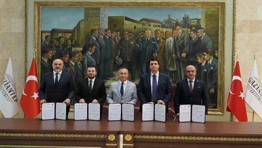 BAŞKAN YILMAZ&rsquo;DAN &Ouml;ĞRENCİLERE 3 AYRI DESTEK