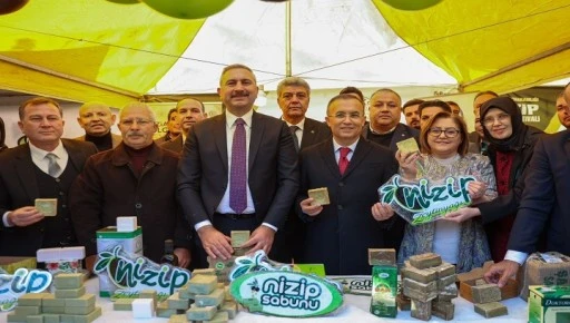 NİZİP ZEYTİNYAĞI, ULUSLARARASI KALİTE PLATFORMUNDA ZİRVEYE YERLEŞTİ