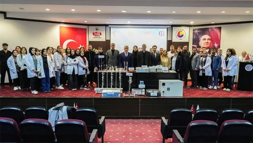  NTO&rsquo;DAN NİZİP MYO&rsquo;YA MODERN LABORATUVAR EKİPMANI