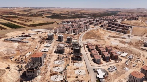 BAŞKAN ŞAHİN’DEN OSB ÇALIŞANLARI İÇİN YENİ SOSYAL KONUT MÜJDESİ