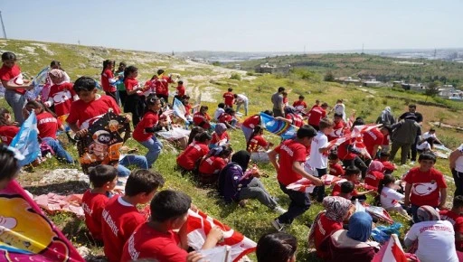 ŞEHİTKAMİL&rsquo;DE 19 MAYIS COŞKUSU G&Ouml;KY&Uuml;Z&Uuml;NE TAŞINDI