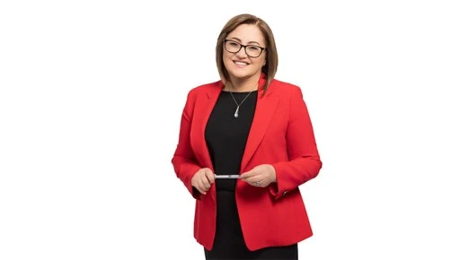 ŞAHİN: &ldquo;GELECEĞİMİZİ AYDINLATAN EN B&Uuml;Y&Uuml;K G&Uuml;&Ccedil; &Ouml;ĞRETMENLERİMİZDİR&rdquo;