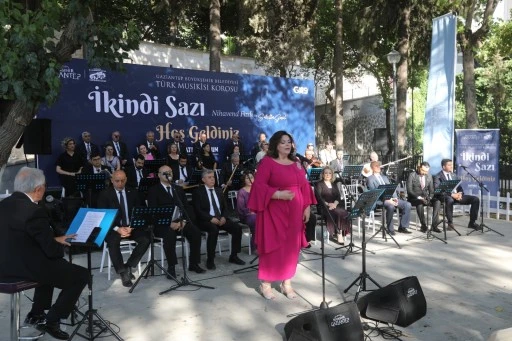 İKİNDİ SAZI GELENEĞİ İLE GAZİANTEP'E ÖZGÜ TÜRKÜLER YENİDEN SESLENDİRİLDİ
