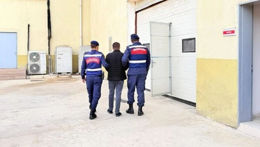 20 YIL HAPİS CEZASI İLE ARANAN ŞAHIS JASAT&rsquo;TAN KA&Ccedil;AMADI