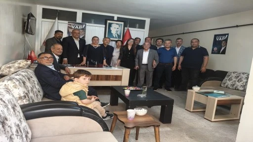 DEMOKRAT PARTİ GAZİANTEP'TE BAYRAM COŞKUSU: BİRLİK VE DAYANIŞMA MESAJLARI VERİLDİ