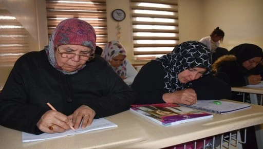 ŞAHİNBEY BELEDİYESİ&rsquo;NDEN ANLAMLI EĞİTİM DESTEĞİ