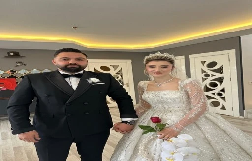 BOKS D&Uuml;NYASI BU D&Uuml;Ğ&Uuml;NDE BULUŞTU Milli Boks&ouml;r ve Antren&ouml;r Ertuğrul Yılmaz D&uuml;nya Evine Girdi