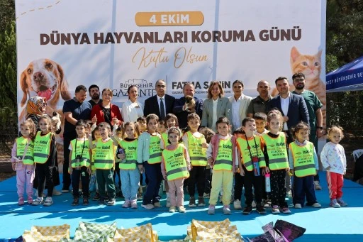 B&Uuml;Y&Uuml;KŞEHİR, 4 EKİM D&Uuml;NYA HAYVANLARI KORUMA G&Uuml;N&Uuml;&rsquo;N&Uuml; &Ouml;ĞRENCİLERLE KUTLADI