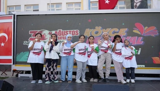 K&Ouml;YCE FESTİVALİNE 10 BİN KİŞİ KATILDI