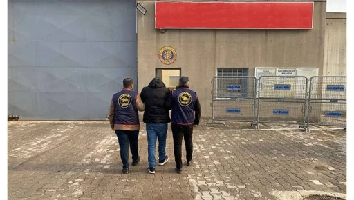 18 YIL KESİNLEŞMİŞ HAPİS CEZASI BULUNAN ŞAHIS JASAT&rsquo;TAN KA&Ccedil;AMADI