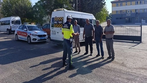 JANDARMADAN OKUL SERVİS ARA&Ccedil;LARINA Y&Ouml;NELİK DENETİM
