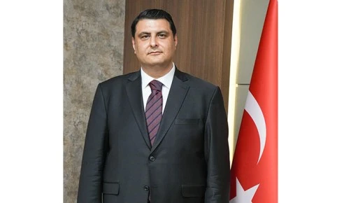 BAŞKAN YILMAZ&rsquo;DAN &Ouml;ĞRENCİLERE ULAŞIM DESTEĞİ