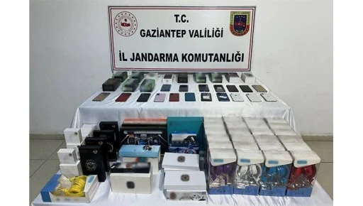 JANDARMADAN 144 UYUŞTURUCU VE KA&Ccedil;AK&Ccedil;ILIK OLAYINA M&Uuml;DAHALE 