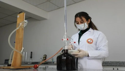 Nizip'te Analiz Laboratuvarı çiftçilere destek vermeye devam ediyor