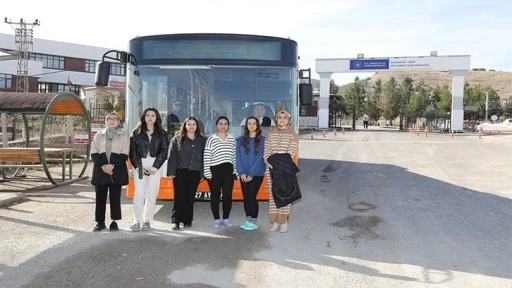 Nizip'teki öğrencilerin ulaşım talebi hızla yanıt buldu