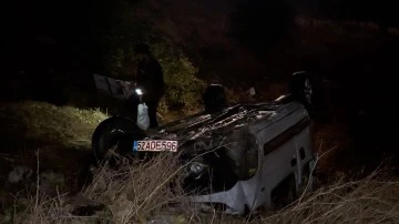  otomobil şarampole yuvarlandı: 3’ü ağır 5 yaralı