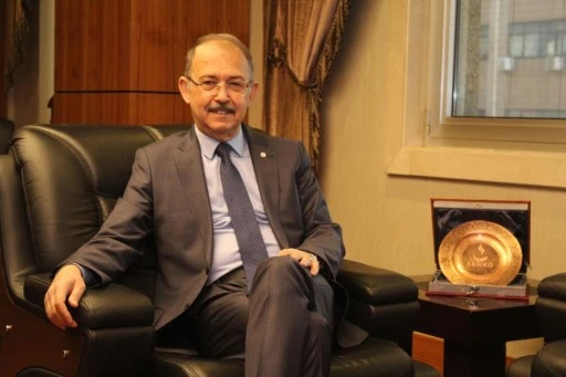 Rektör Dağlı'dan bayram mesajı