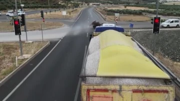 Sadece 3 araç kırmızı ışıkta durdu