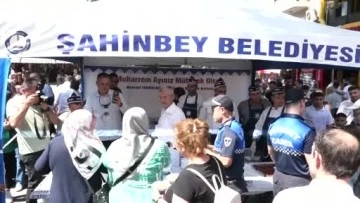  Şahinbey Belediyesi aşure geleneğini sürdürüyor
