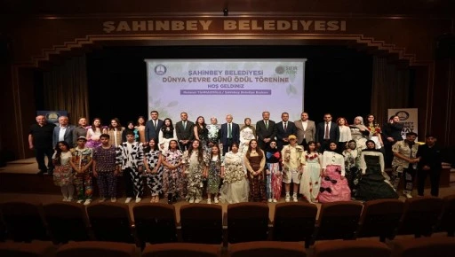 ŞAHİNBEY BELEDİYESİ&rsquo;NDEN &Ccedil;EVRECİ OKULLARA &Ouml;D&Uuml;L YAĞMURU