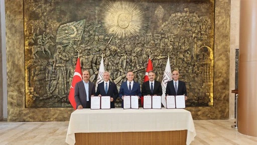 ŞAHİNBEY BELEDİYESİ&rsquo;NDEN &Ccedil;İFT&Ccedil;İLERE TOHUM VE G&Uuml;BRE DESTEĞİ