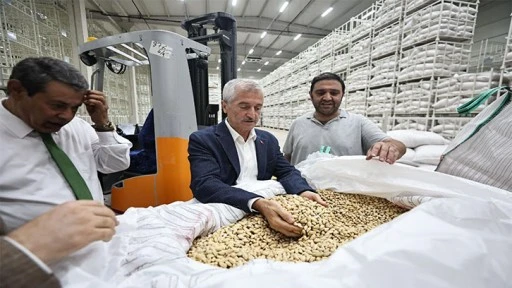 ŞAHİNBEY BELEDİYESİ’NDEN ÇİFTÇİYE DESTEK VE FİYAT DENGESİ HAMLESİ