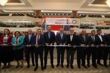 ŞAHİNBEY BELEDİYESİ'NİN 6. KİTAP FUARI KAPILARINI AÇTI