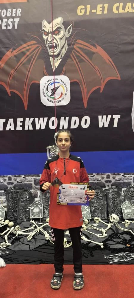 Şahinbey Belediyespor&rsquo;un Altın Kızı B&uuml;kreş&rsquo;te tarih yazdı