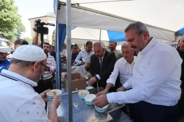 Şahinbey’de Ahilik Haftası pilav dağıtarak kutlandı