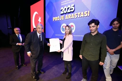 SANKO Holding Onursal Başkanı Abdulkadir Konukoğlu: "Ticarileşemeyecek projenin destek g&ouml;rmesi m&uuml;mk&uuml;n değil"