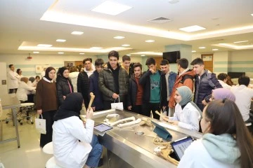SANKO ÜNİVERSİTESİ’NE ZİYARET-ABDULKADİR KONUKOĞLU FEN LİSESİ ÖĞRENCİLERİ BİLGİLENDİRİLDİ 