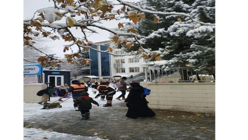 ŞEHİTKAMİL&rsquo;DE KAR SEFERBERLİĞİ