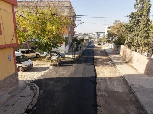 ŞEHİTKAMİL&rsquo;DE YOLLAR YENİLENİYOR