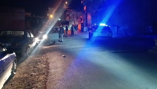 Silahlı saldırıda ölen 2 gencin cenazesi yakınlarına teslim edildi
