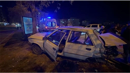  sokakta yarış kaza getirdi: 5 yaralı