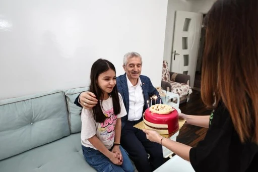 Tahmazoğlu’ndan doğum günü sürprizi